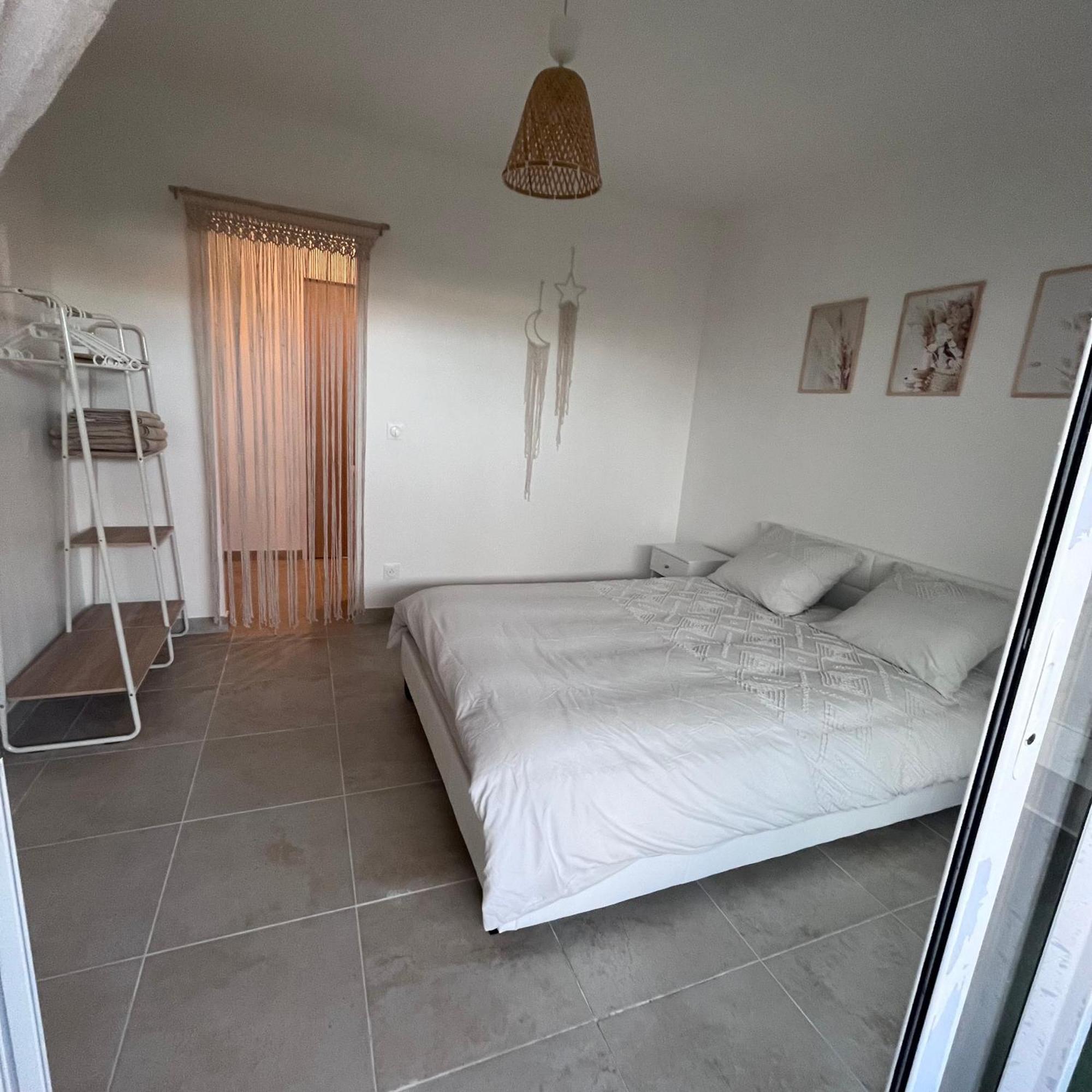 Cocon Avec Spa Mios Kültér fotó